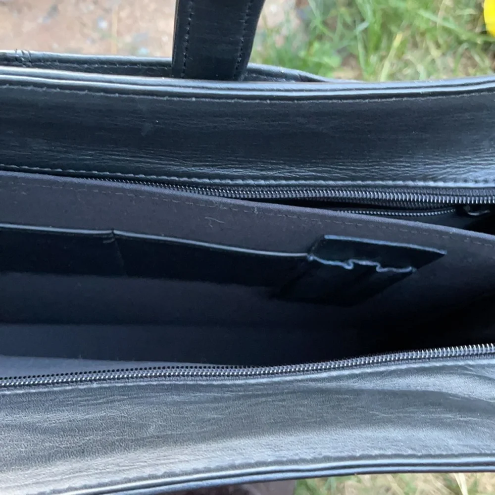 Satchi leather briefcase